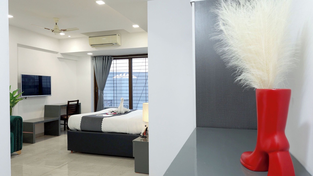 Photo of Bedroom in Upper Govind Nagar