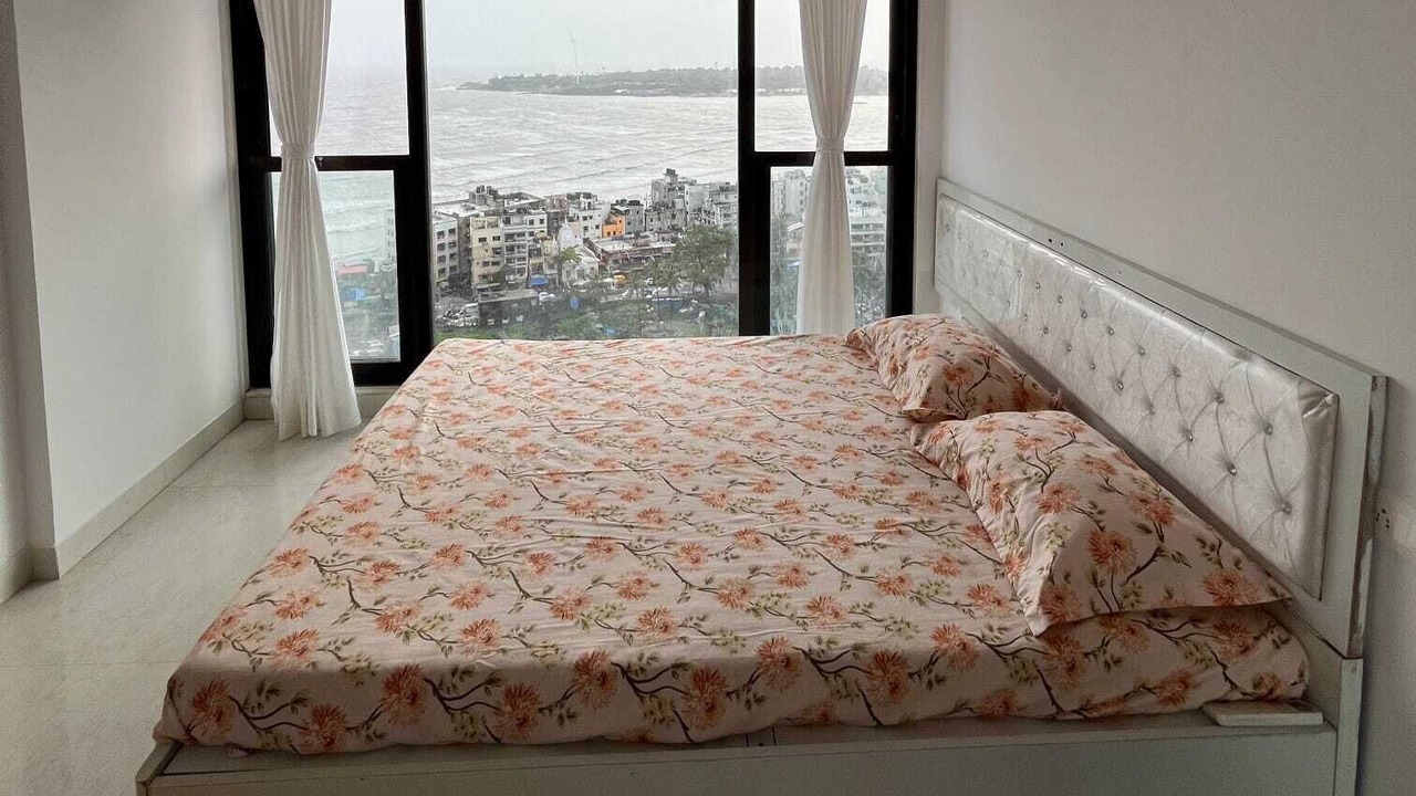Photo of Bedroom in Versova