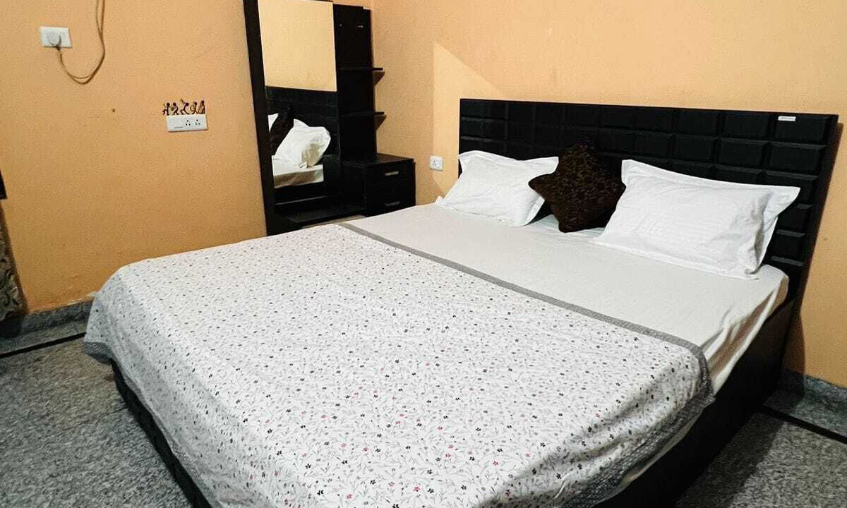 Photo of Bedroom in Varanasi
