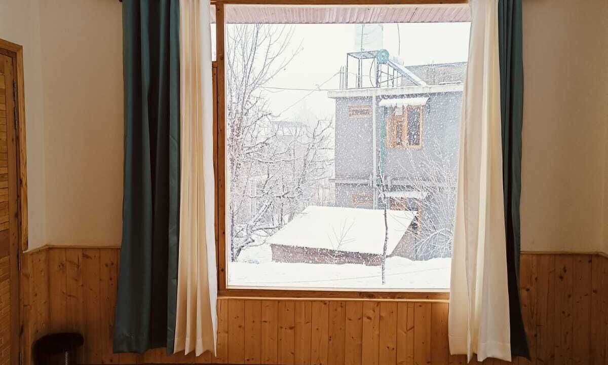 Photo of Bedroom in Old Manali