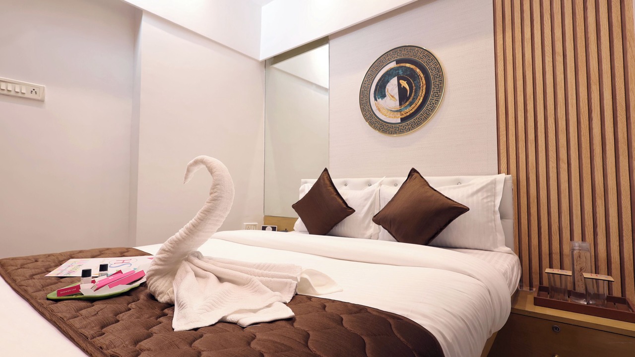 Photo of Bedroom in Powai