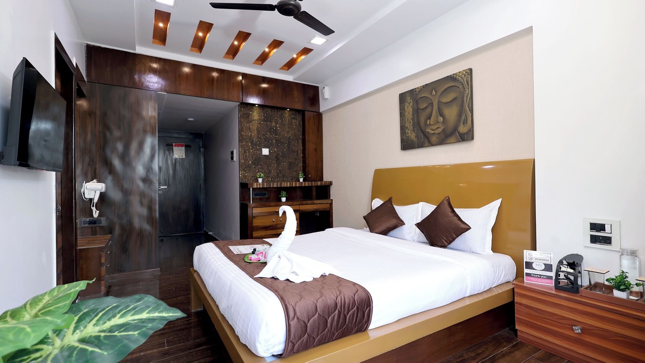 Photo of Bedroom in Powai