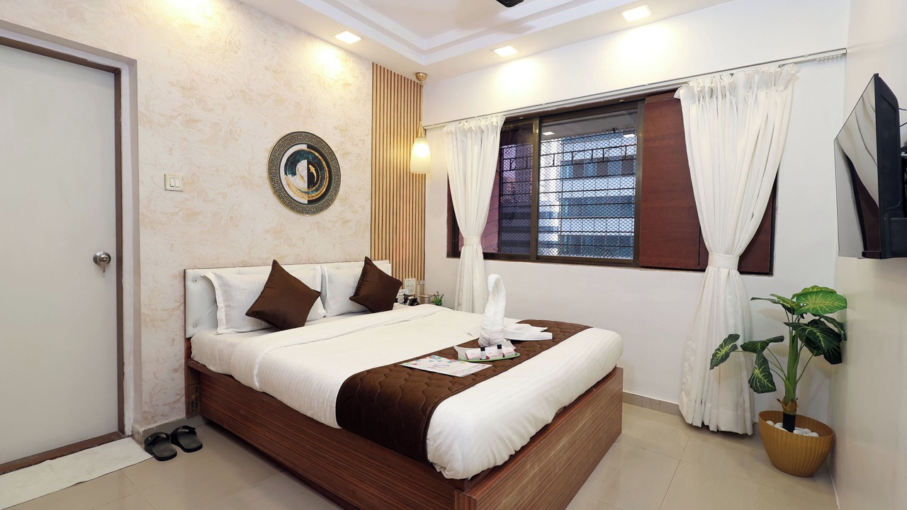 Photo of Bedroom in Powai