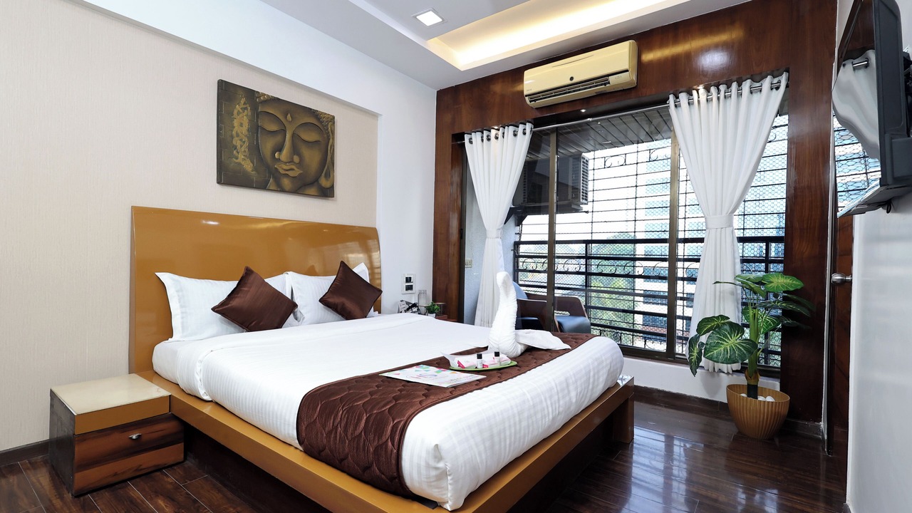 Photo of Bedroom in Powai