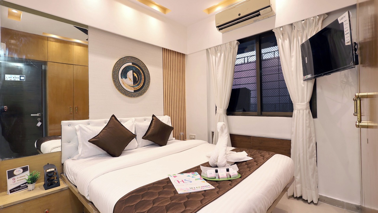 Photo of Bedroom in Powai