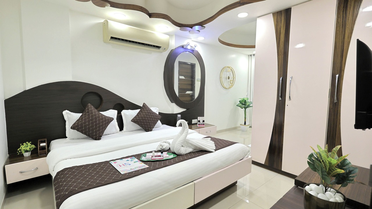 Photo of Bedroom in Borivali West
