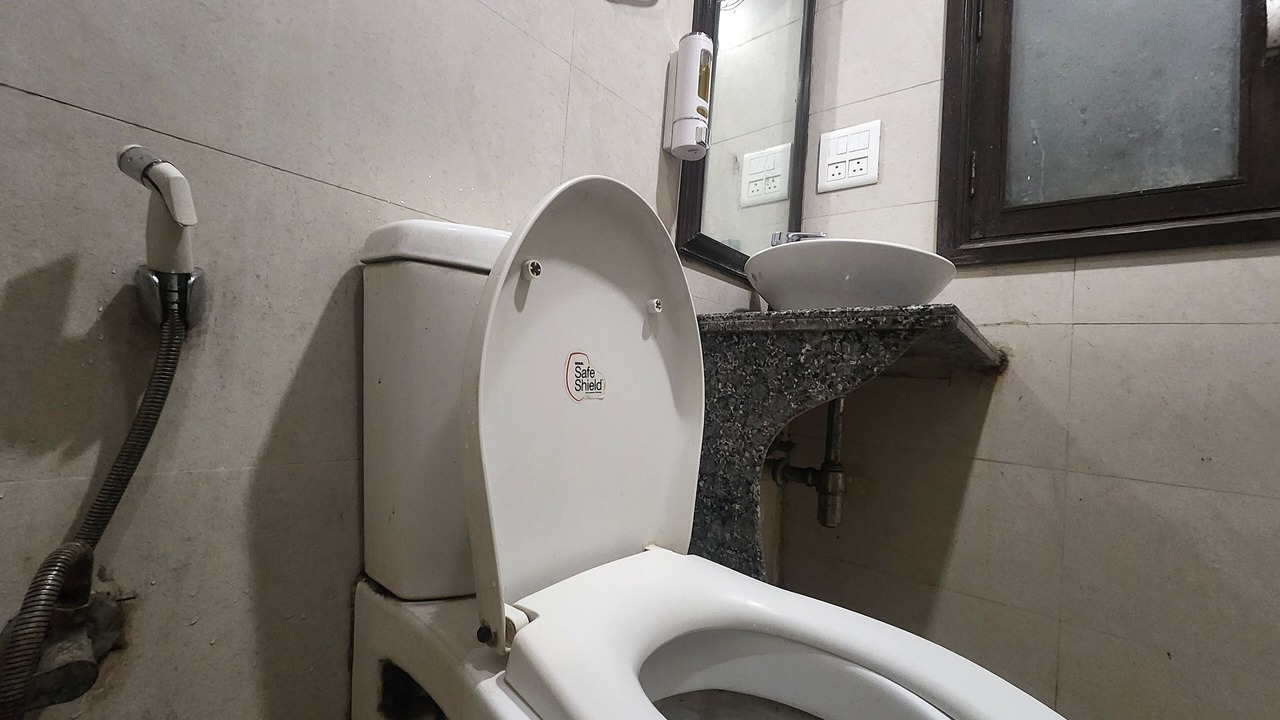 Photo of Bathroom in Paharganj
