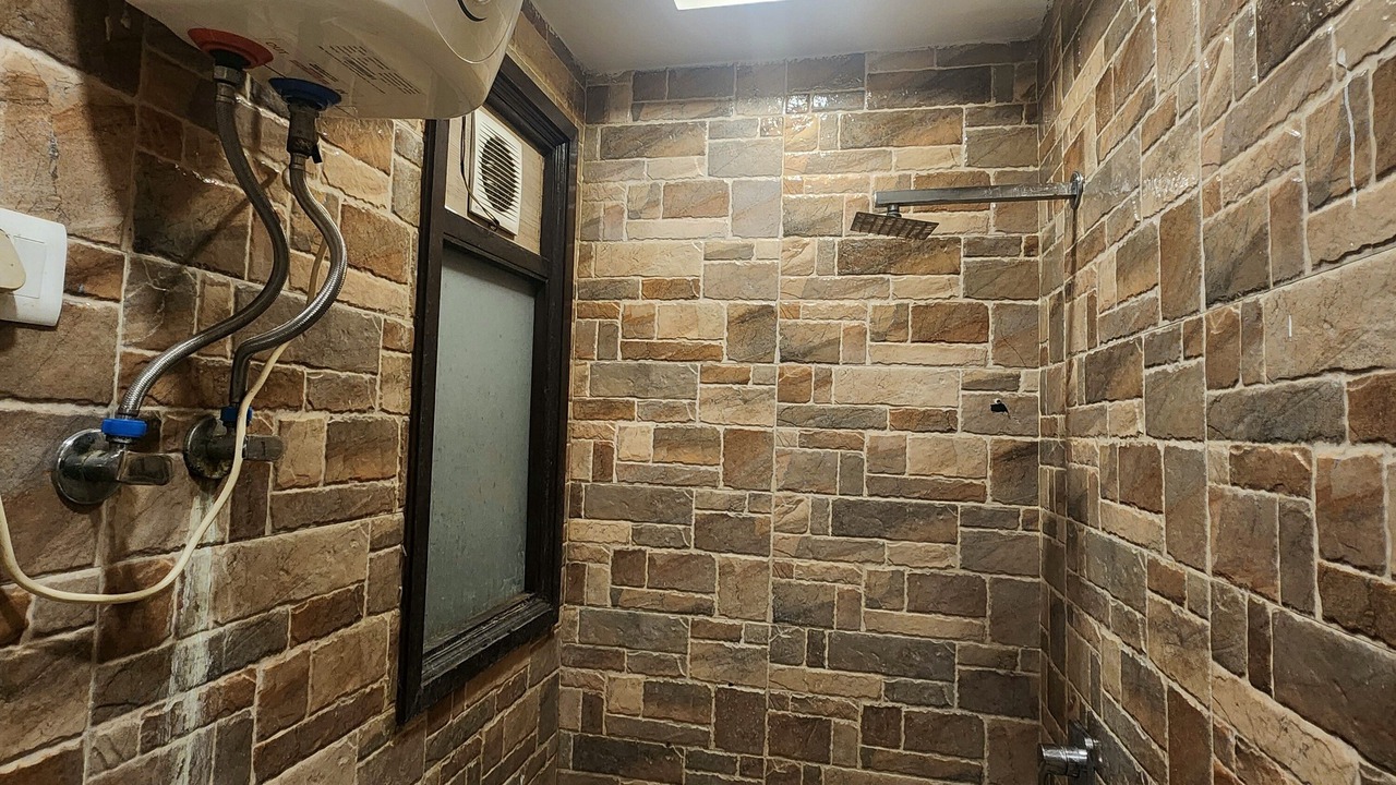 Photo of Bathroom in Paharganj