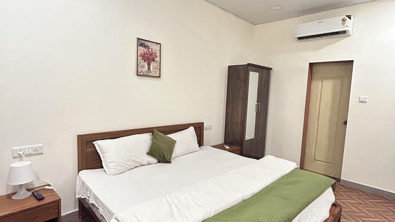 Photo of Bedroom in Chondhi