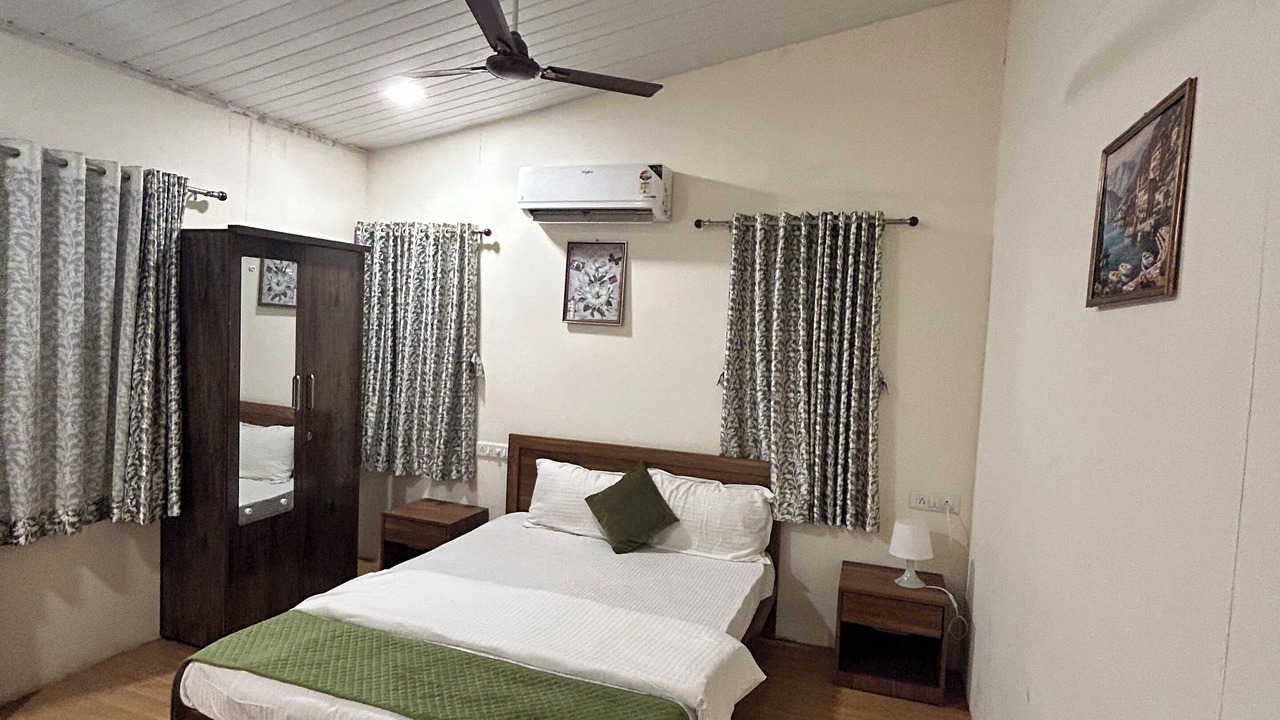 Photo of Bedroom in Chondhi