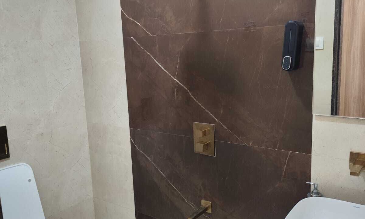 Photo of Bathroom in Santacruz West