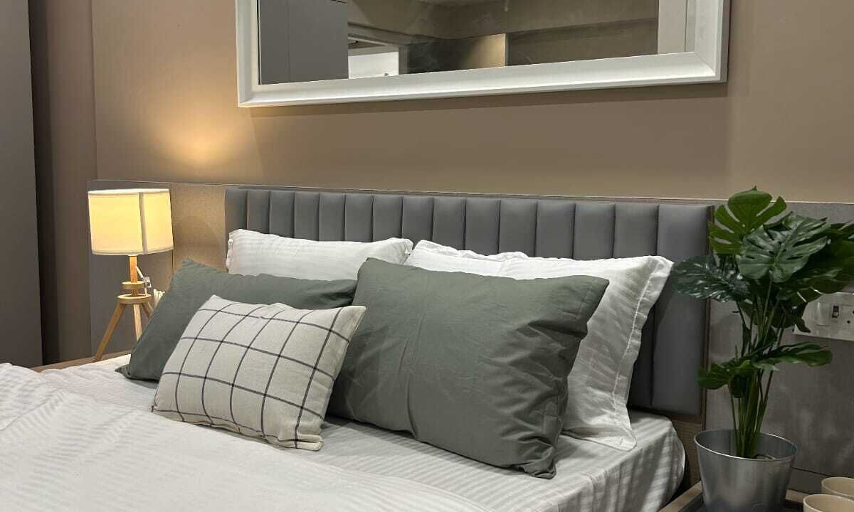 Photo of Bedroom in Prabhadevi