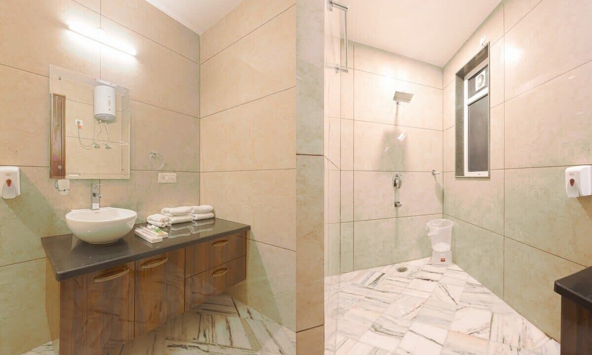 Photo of Bathroom in Sushant Lok