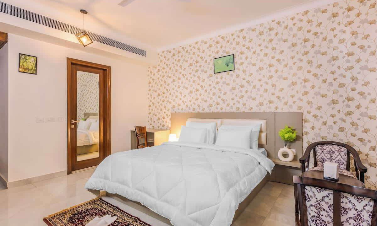 Photo of Bedroom in Sector 40