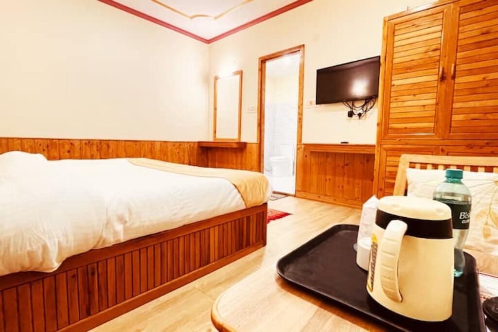 Photo of Bedroom in New Manali
