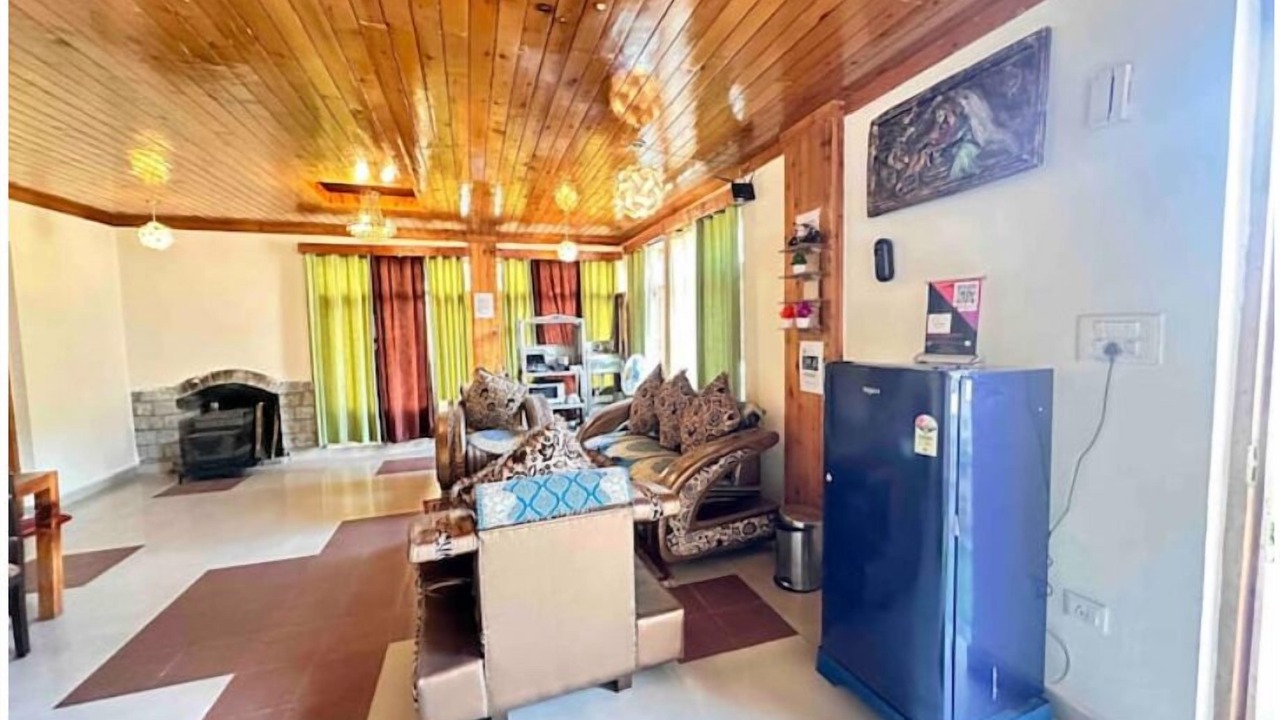 Photo of Livingroom in New Manali