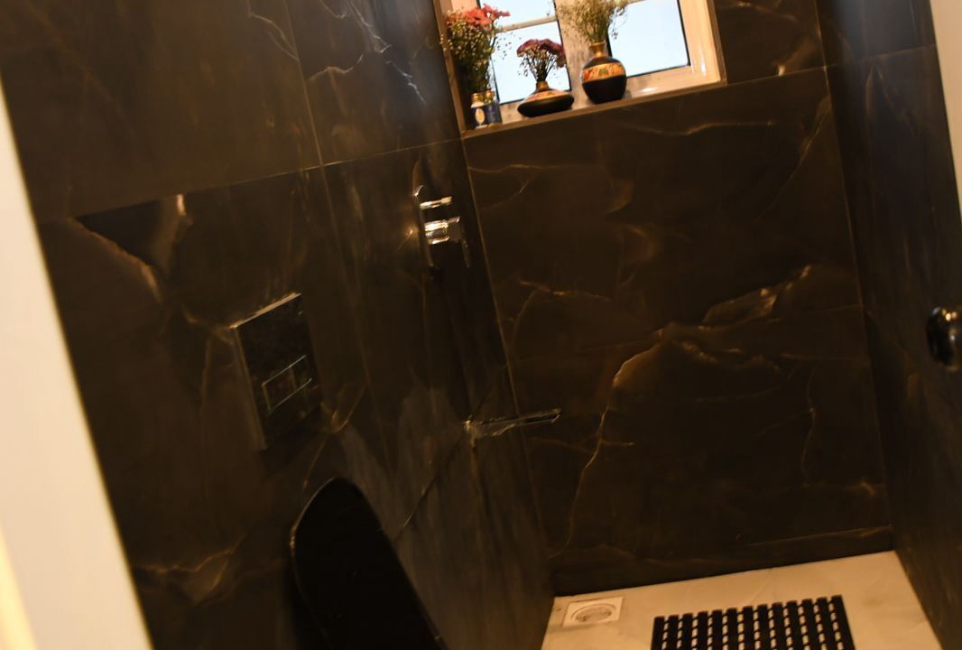 Photo of Bathroom in Santacruz West