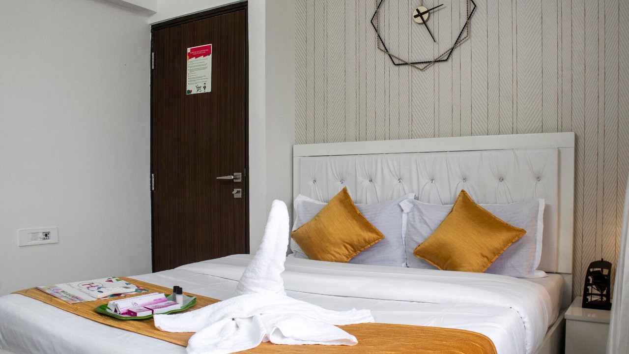 Photo of Bedroom in Malad East