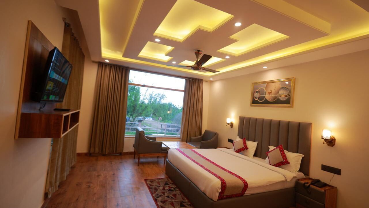 Photo of Bedroom in Jagatsukh