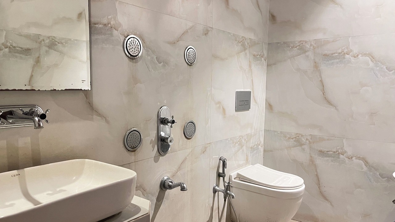 Photo of Bathroom in Sasunavghar