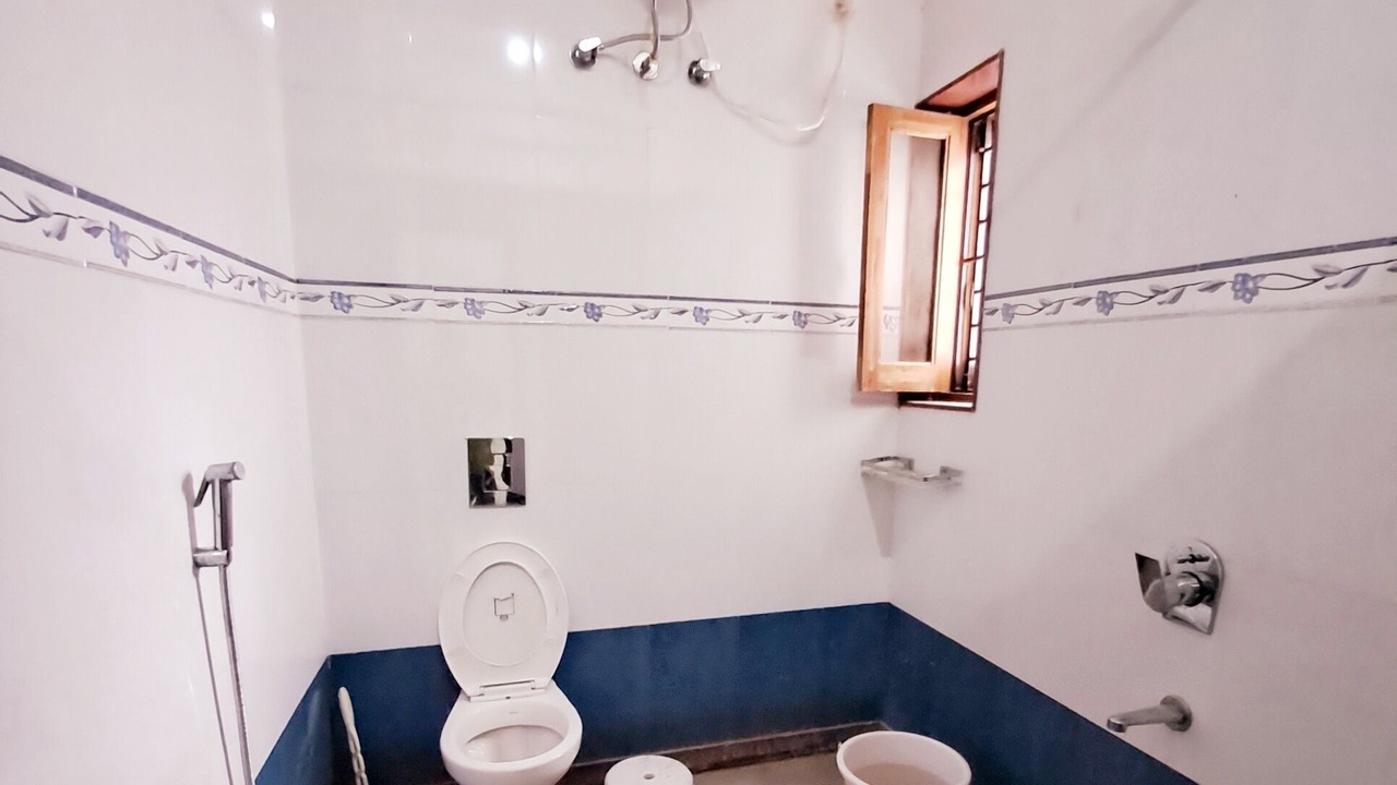 Photo of Bathroom in Lake Pichola