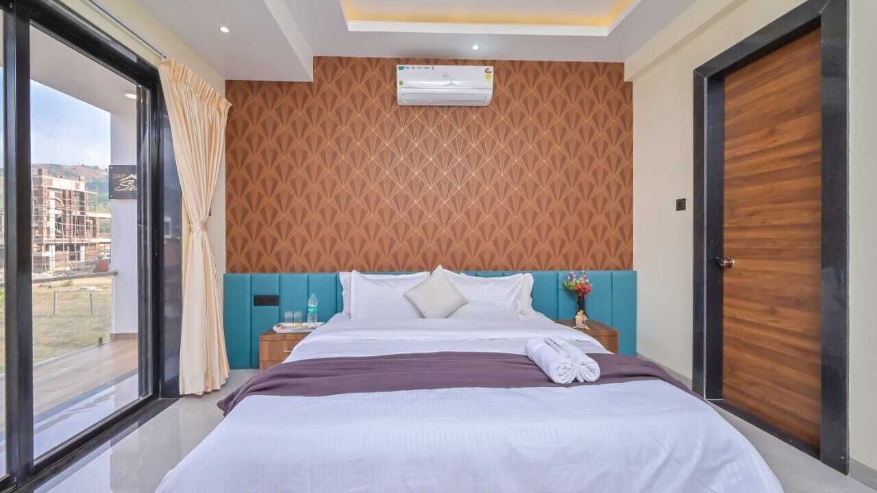 Photo of Bedroom in Lonavala