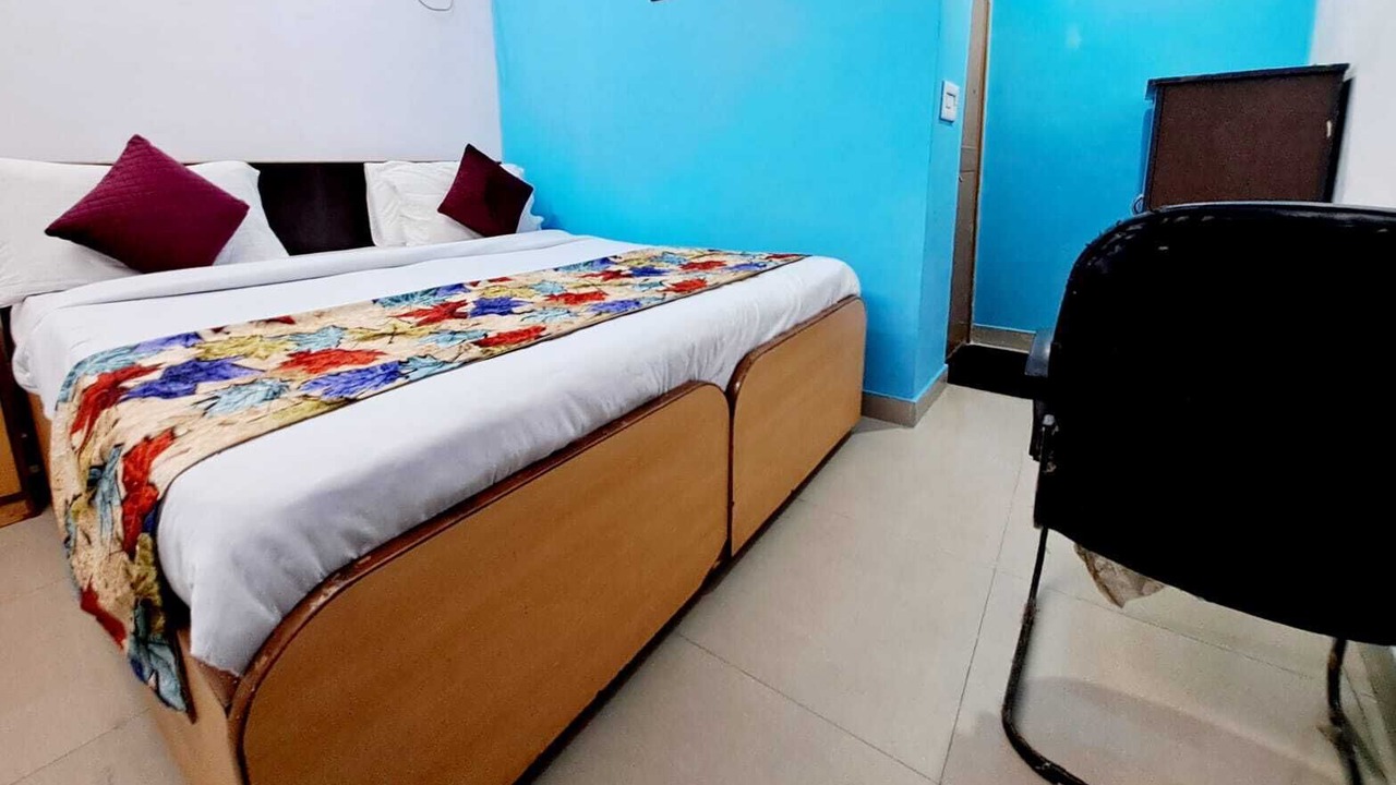 Photo of Bedroom in Mahipalpur