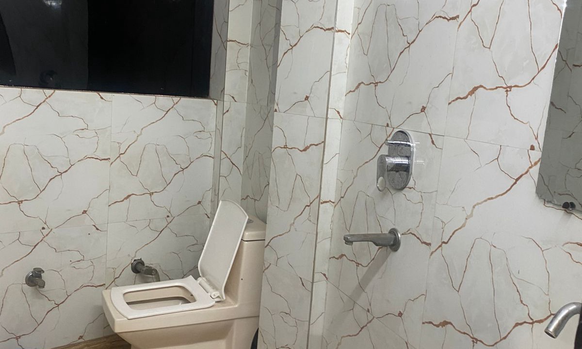 Photo of Bathroom in Mahipalpur