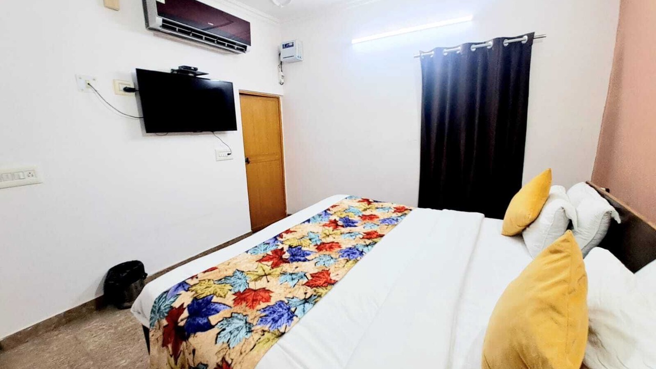 Photo of Bedroom in Mahipalpur
