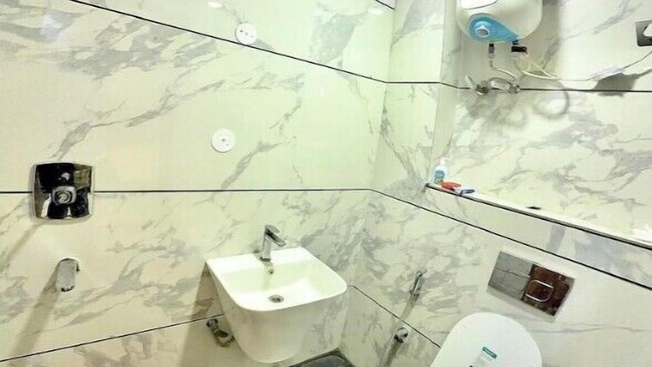 Photo of Bathroom in New Friends Colony