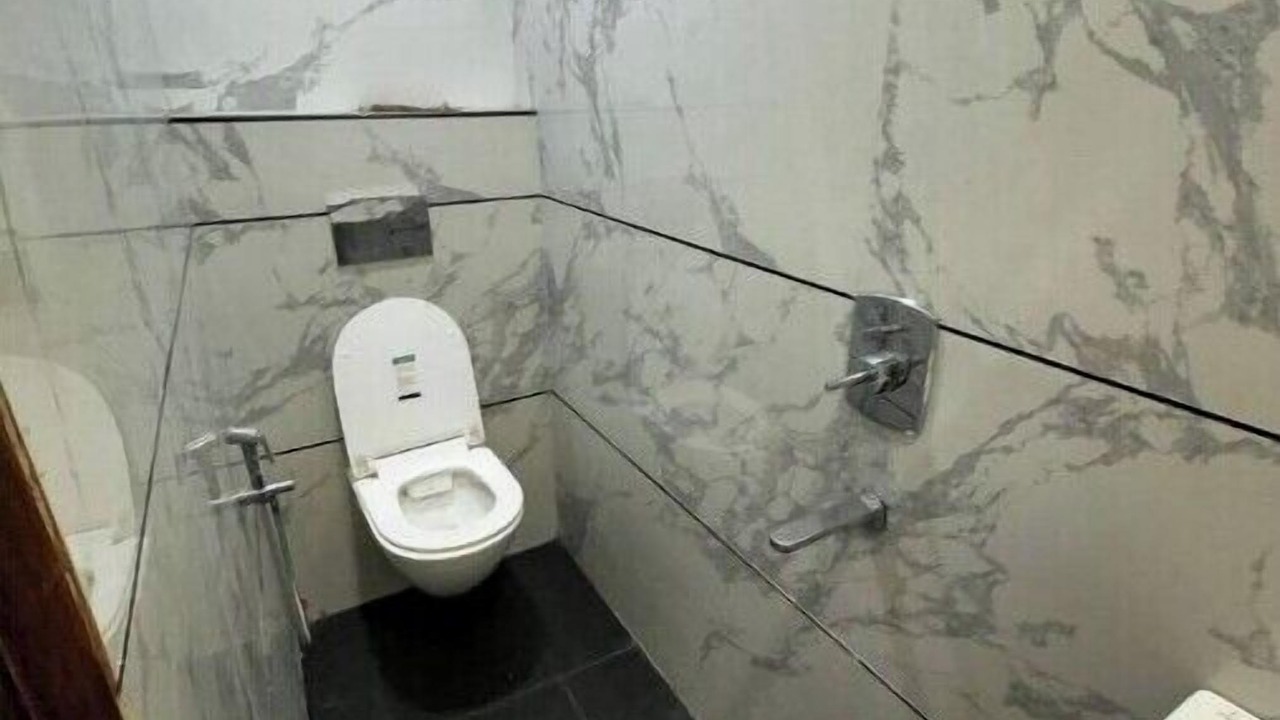 Photo of Bathroom in New Friends Colony