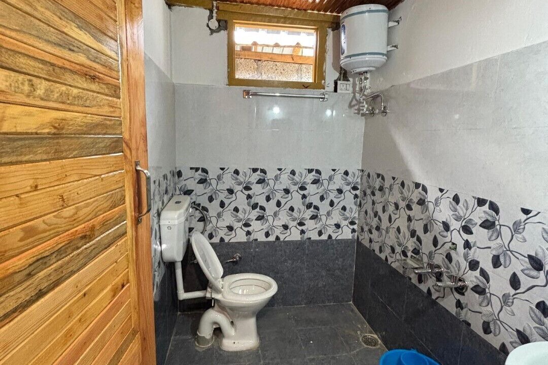 Photo of Bathroom in Kasol