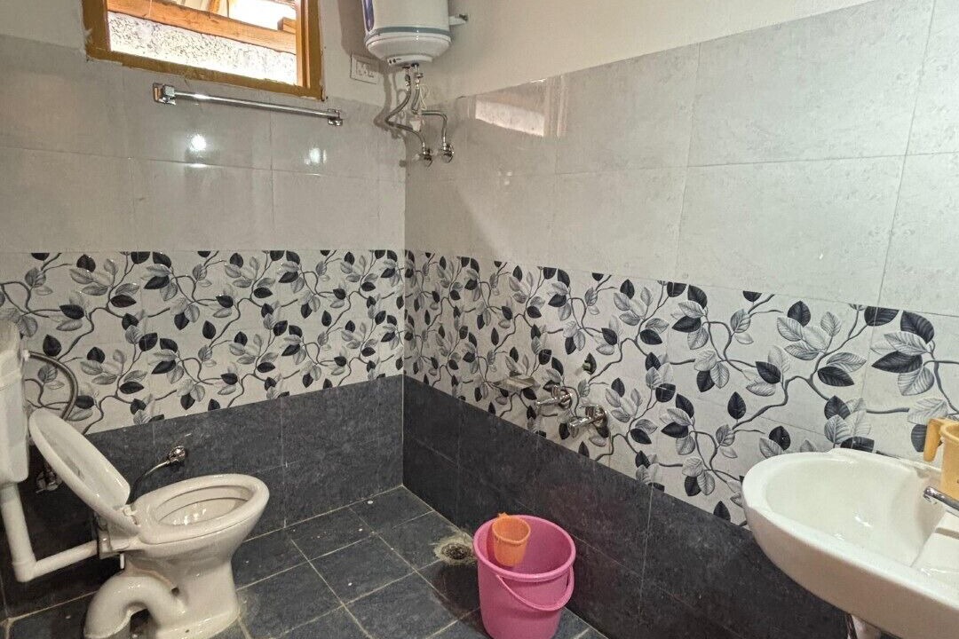 Photo of Bathroom in Kasol