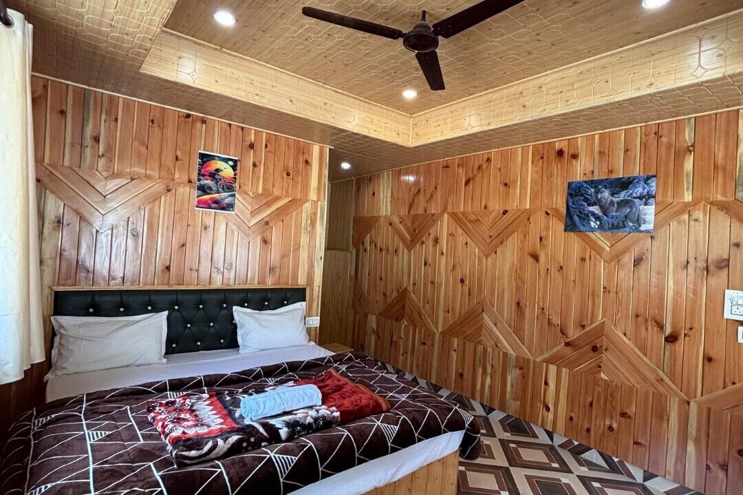 Photo of Bedroom in Kasol