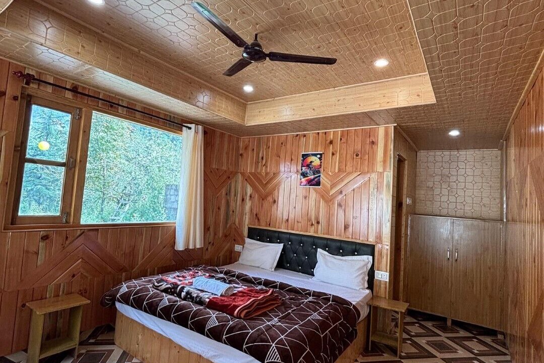 Photo of Bedroom in Kasol