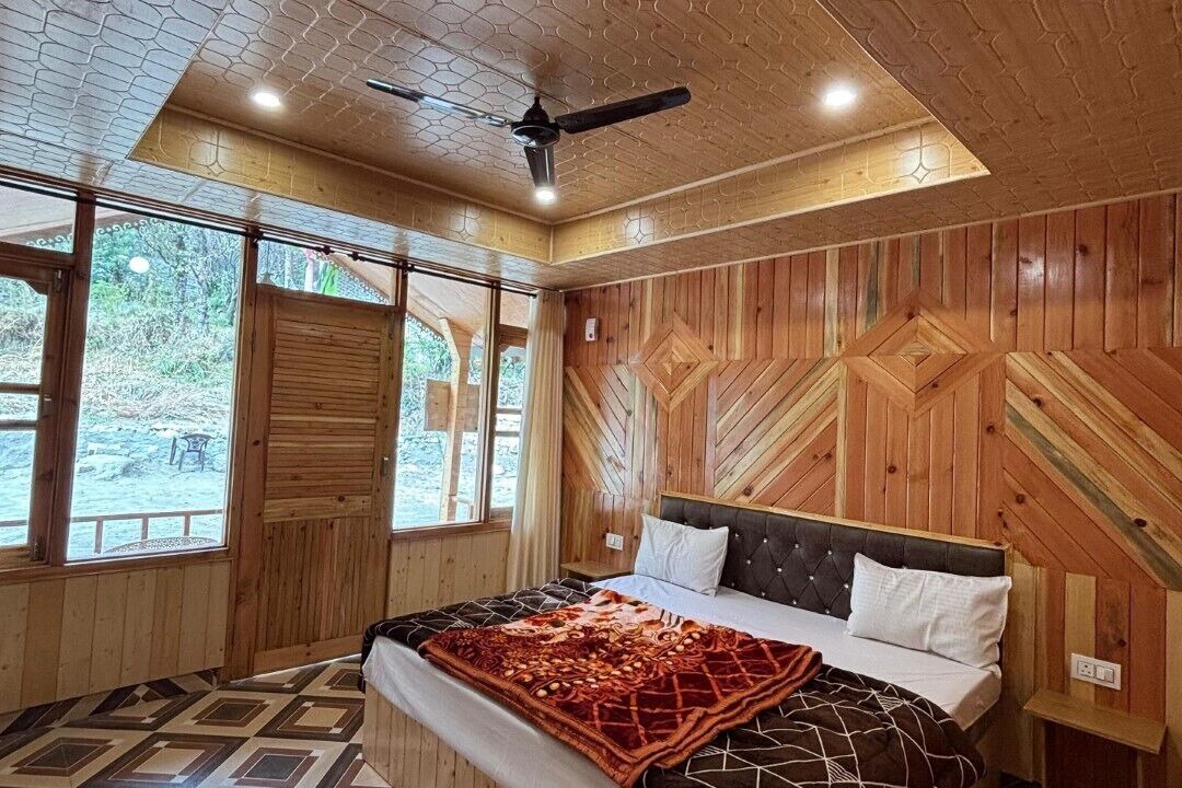 Photo of Bedroom in Kasol