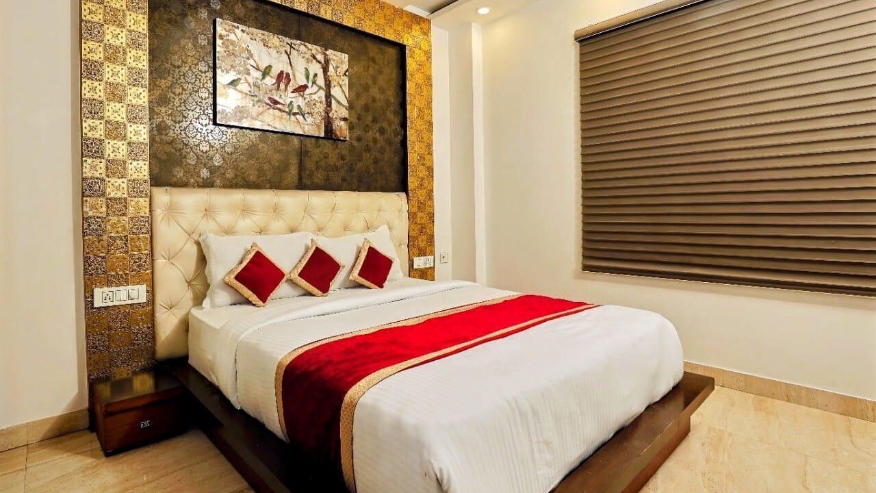 Photo of Bedroom in Dariyaganj