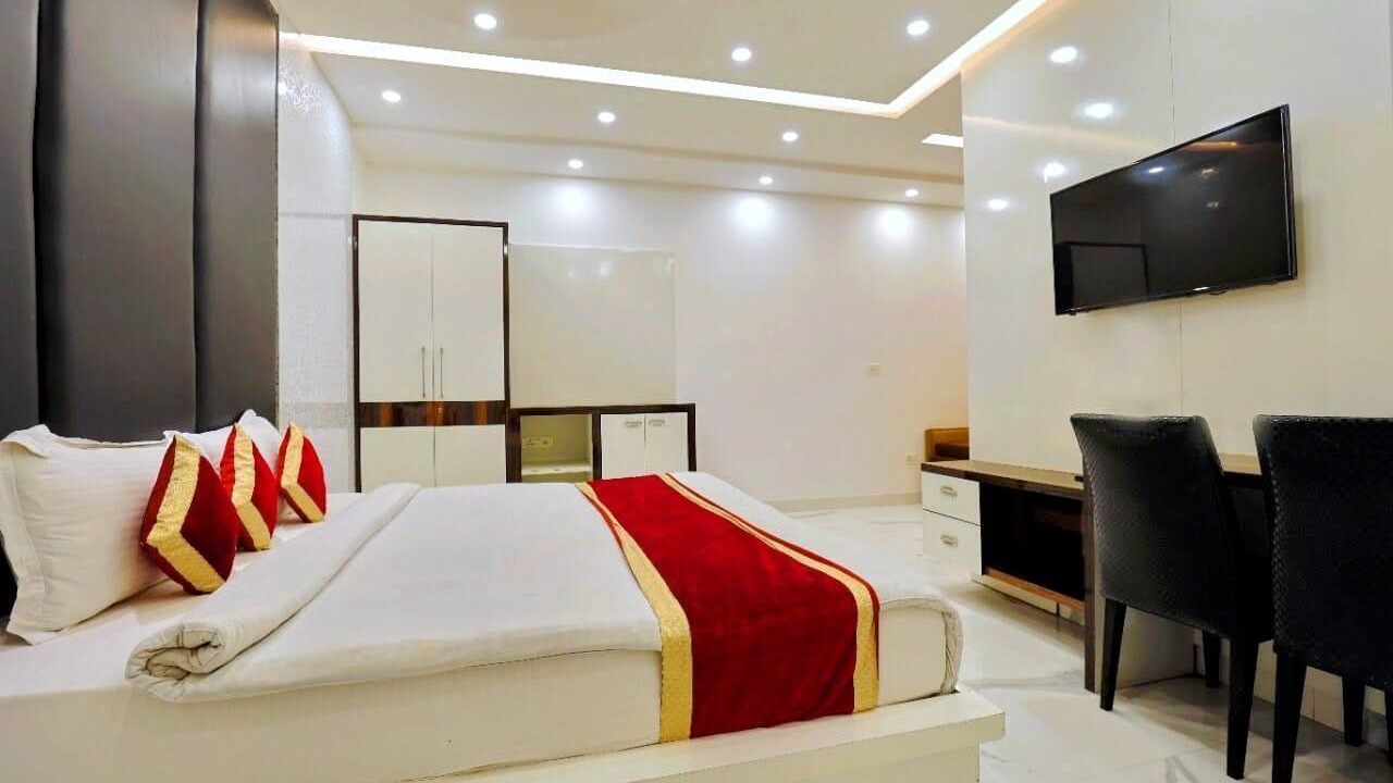 Photo of Bedroom in Dariyaganj