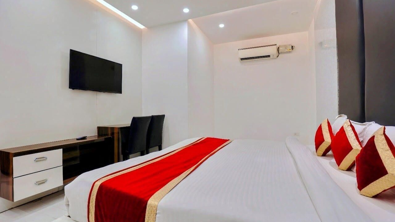 Photo of Bedroom in Dariyaganj