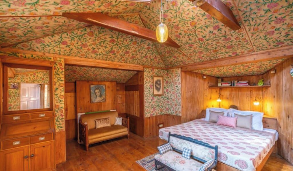Photo of Bedroom in Taradevi