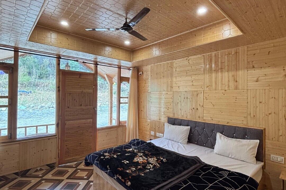 Photo of Bedroom in Kasol