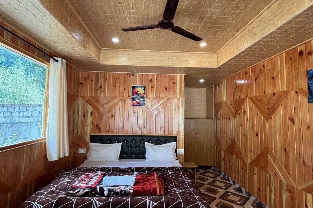 Photo of Bedroom in Kasol