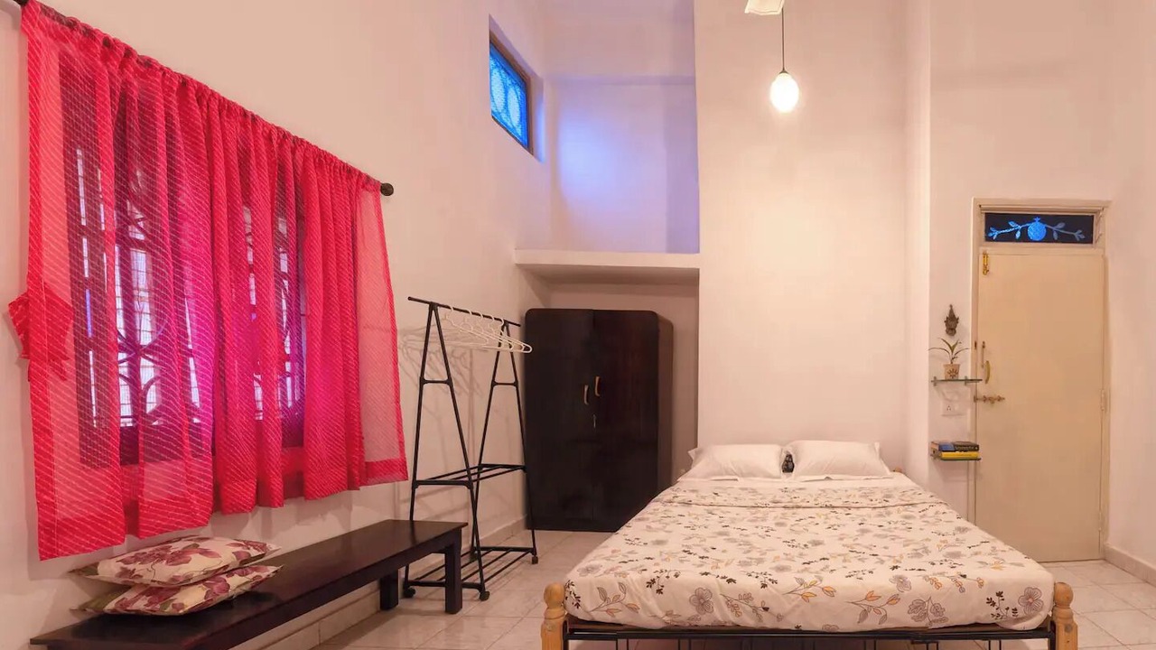 Photo of Bedroom in Calangute