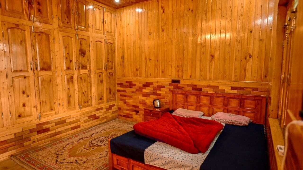Photo of Bedroom in Tehri