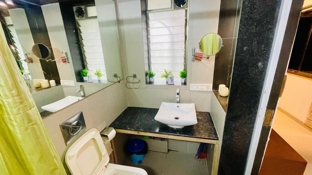 Photo of Bathroom in Bandra West
