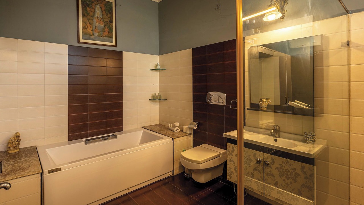 Photo of Bathroom in Vaishali Nagar
