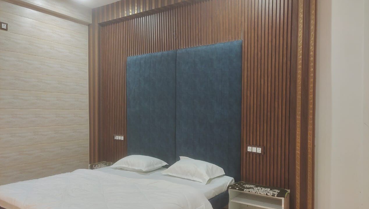 Photo of Bedroom in Naini