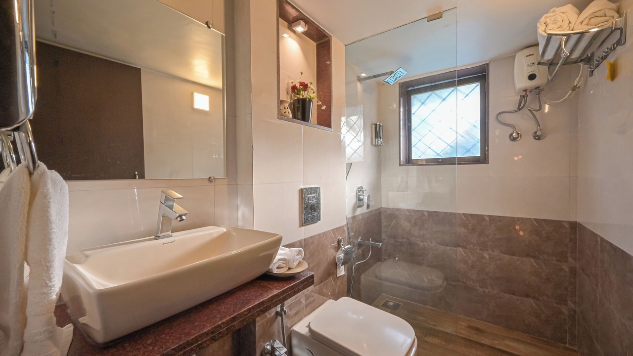 Photo of Bathroom in Arsiwalla Villa