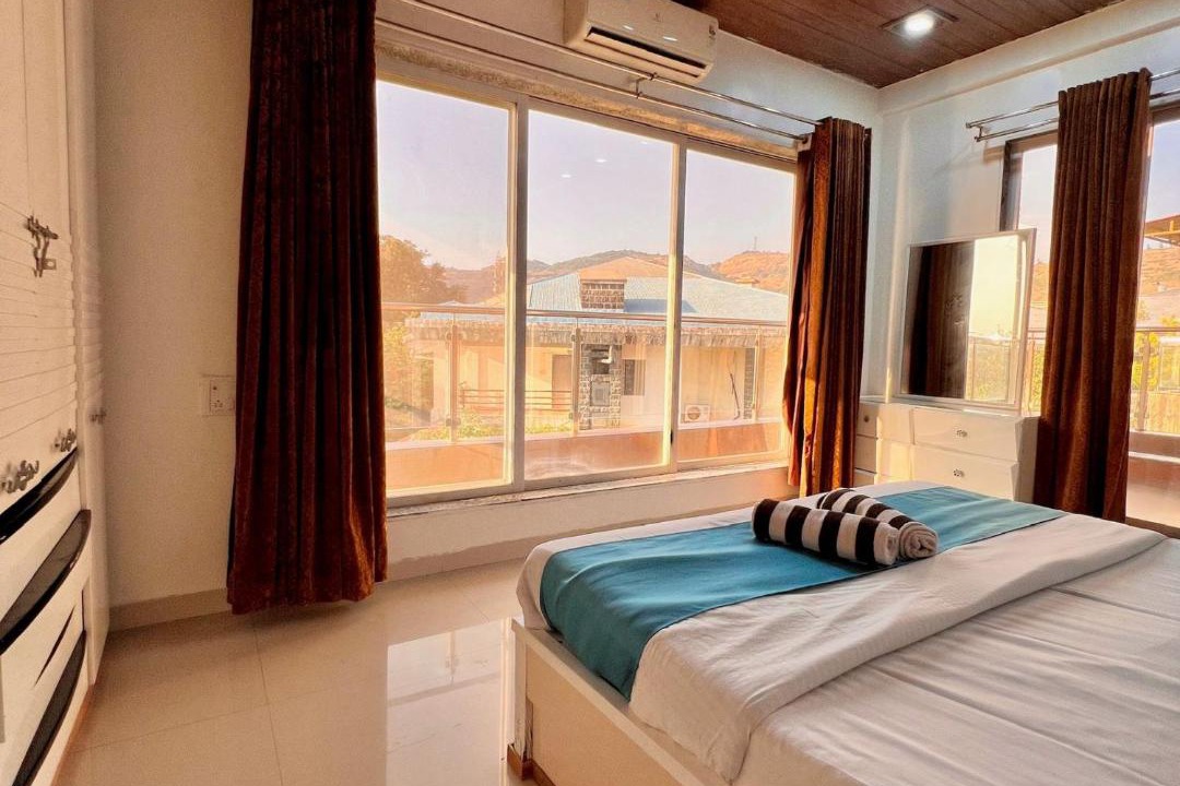 Photo of Bedroom in Arsiwalla Villa