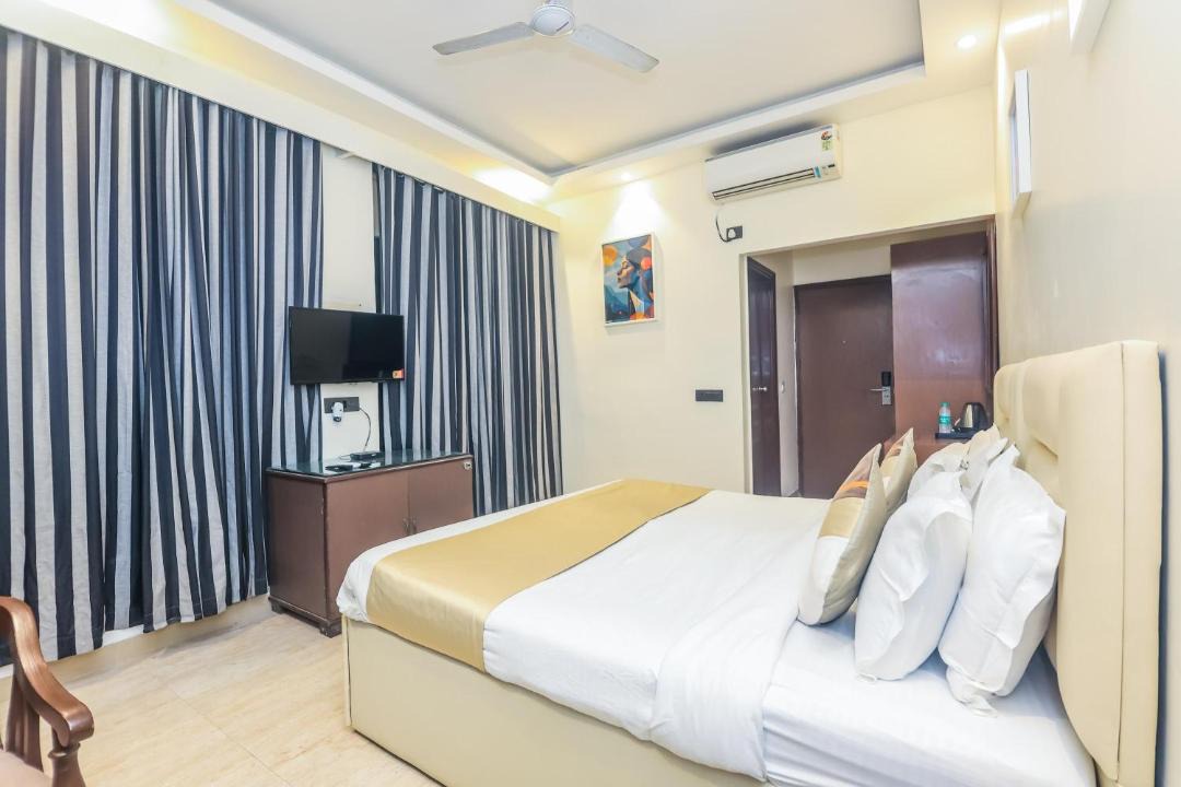 Photo of Bedroom in Kailash Colony